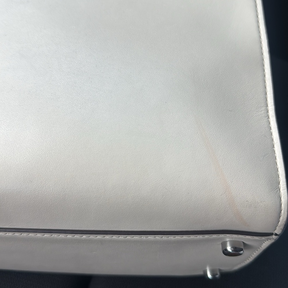 🤍🧸 Coach Large Nina Tote - Cream Color 🤍🧸 - Picture 13 of 14